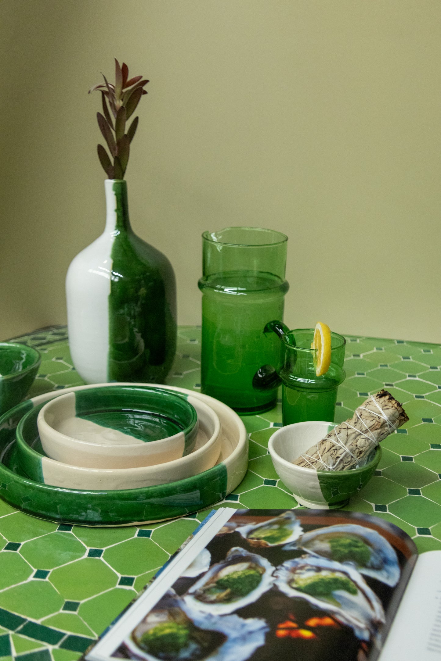 Green Plate with edge- Hand-painted Morocco